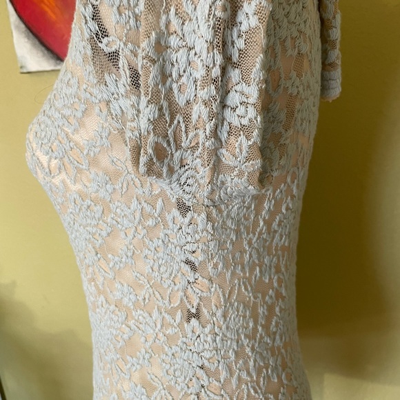 O2 Collection Lace Top - Picture 7 of 9